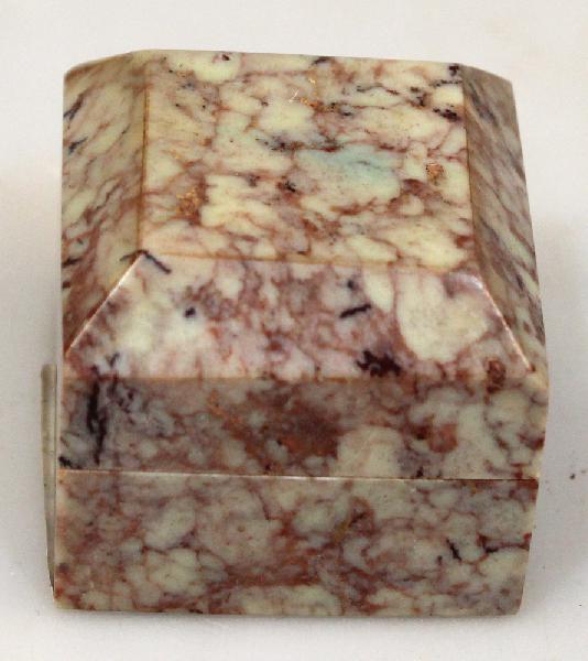 Doosje zeepsteen vierkant scharnier 3,5x3,5x2,5cm - India