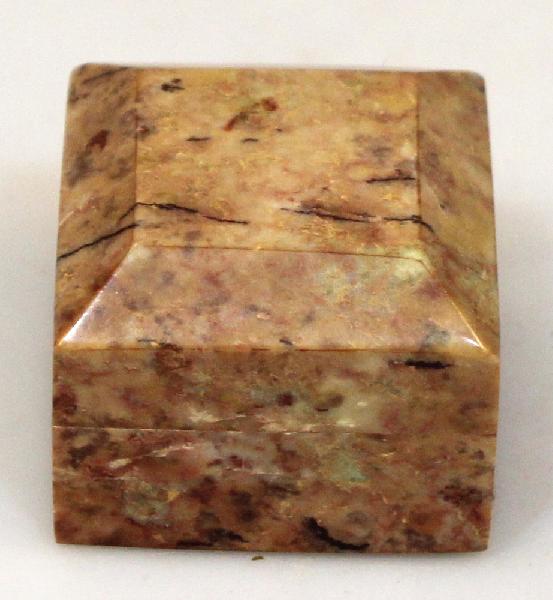 Doosje zeepsteen vierkant scharnier 3,5x3,5x2,5cm - India