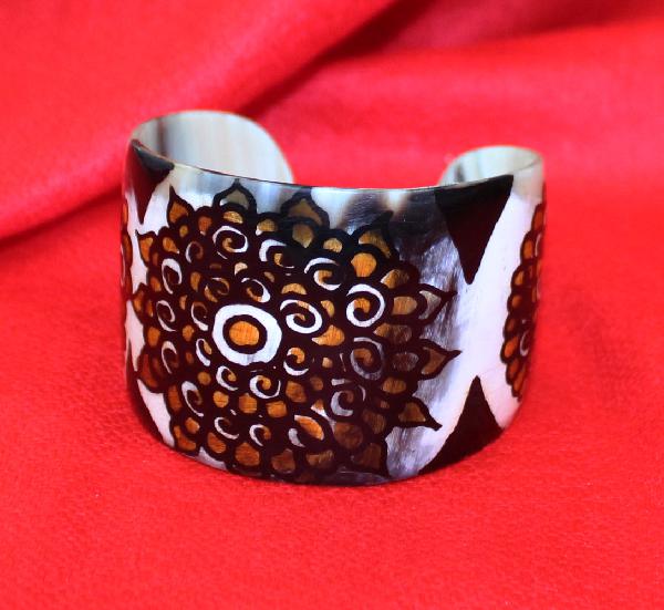 Armband klemarmband beschilderd hoorn breed ca 5cm - Niger