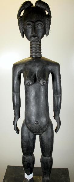 Fanti langhoofd, Vrouw, 4 haarstrengen, 100 x 14 x 25 cm, voetplankje - Ghana