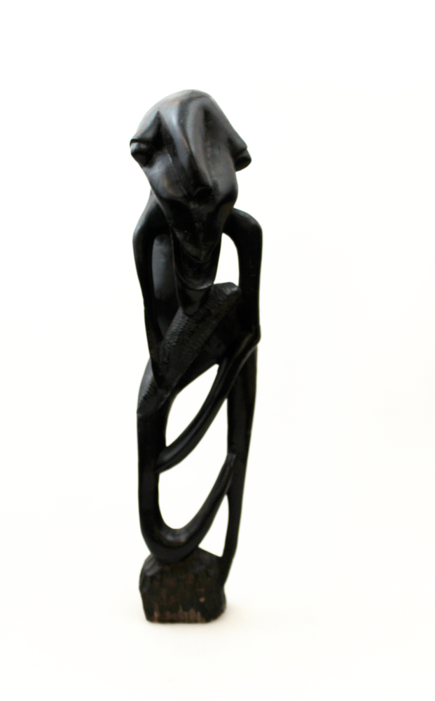 Beeld Shetani (= spirituele geest) ca 35 cm mpingo-ebbenhout - Tanzania