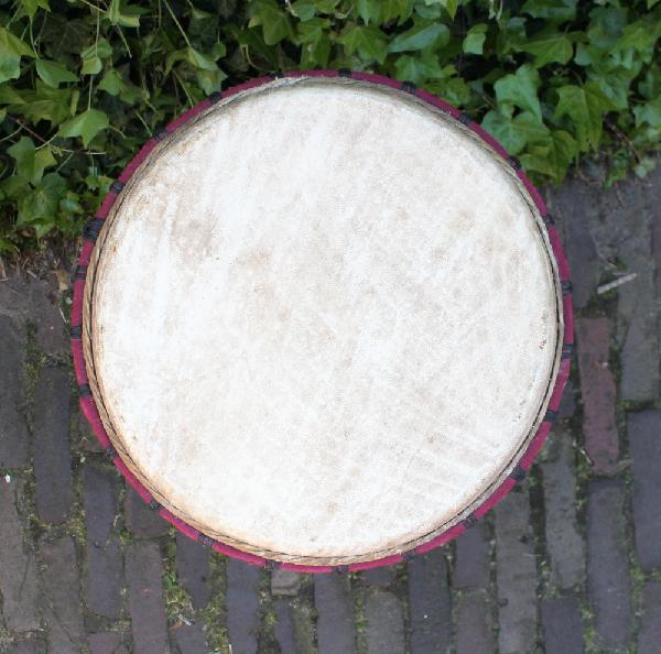 Djembe large Lingue-hout H=65 D=33 - Guinee