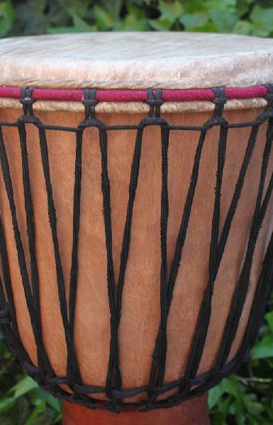 Djembe large Lingue-hout H=65 D=33 - Guinee