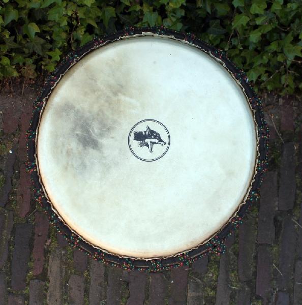 Djembe Large Mahonie / mahogany gegraveerd - Indonesie