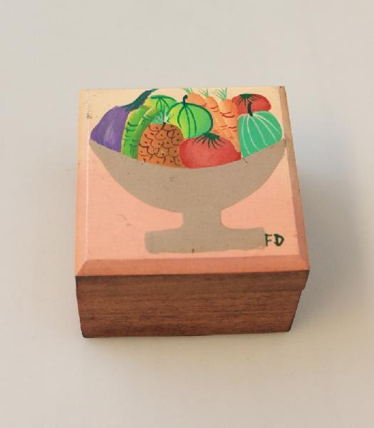 Doosje of Kistje, hout met fruitmand beschilderd, 6 x 6 cm - Haiti