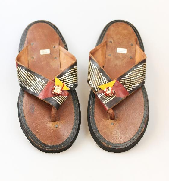 Sandalen, Slippers Rubber, Volwassene, rijk versierd, Recycled diverse maten - Ghana