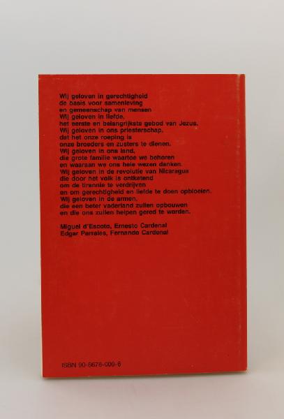 Boek Nicaragua - Priesters in de Politiek - Historische Feiten uit de jaren 1970-1985