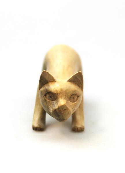 Dier Kat hout, strekkend 15 cm - Bali-LW Indonesie