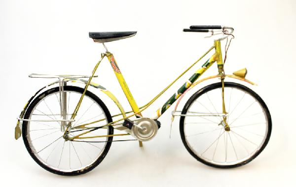 Fiets groot, recycled blik - Madagascar