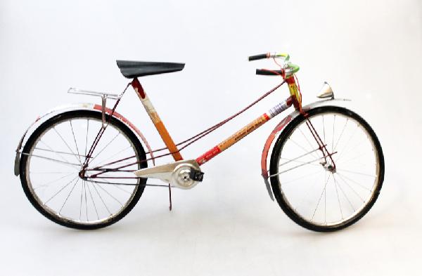 Fiets groot, recycled blik - Madagascar